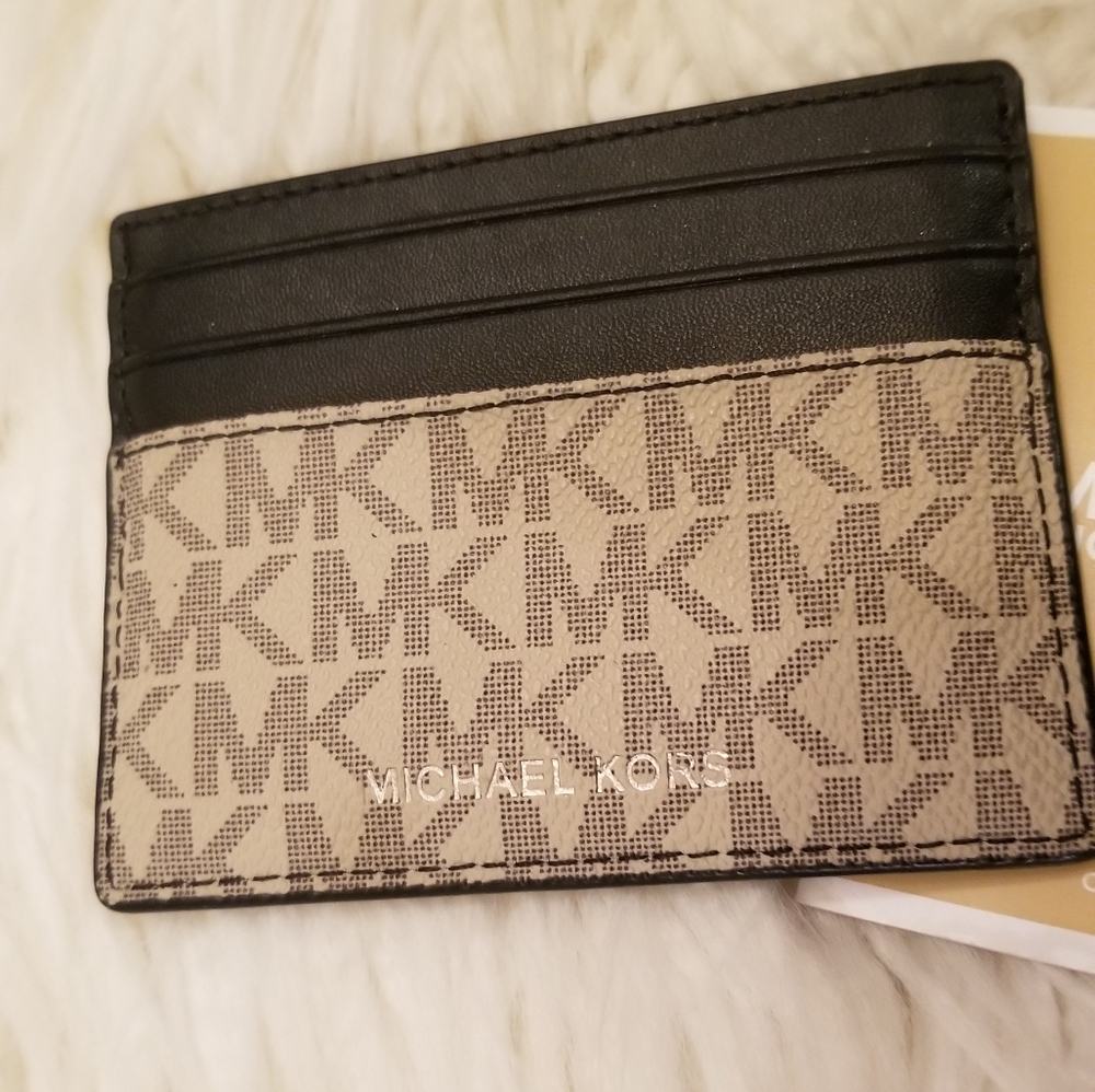 Michael Kors Monogram Card Case - image 7